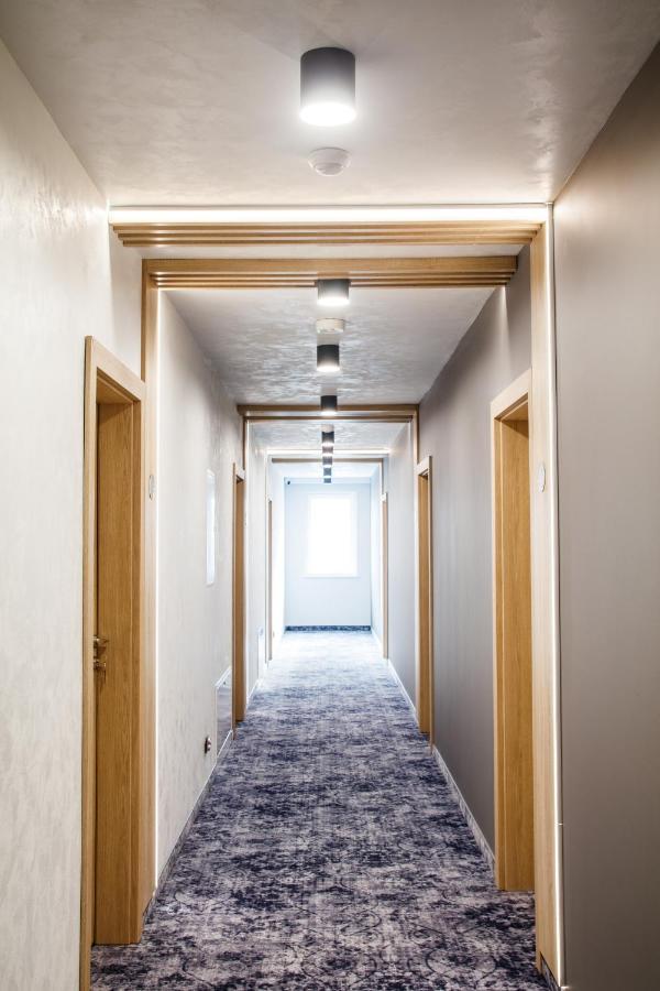 Stara Kuznia Hotel Lukow Exterior photo